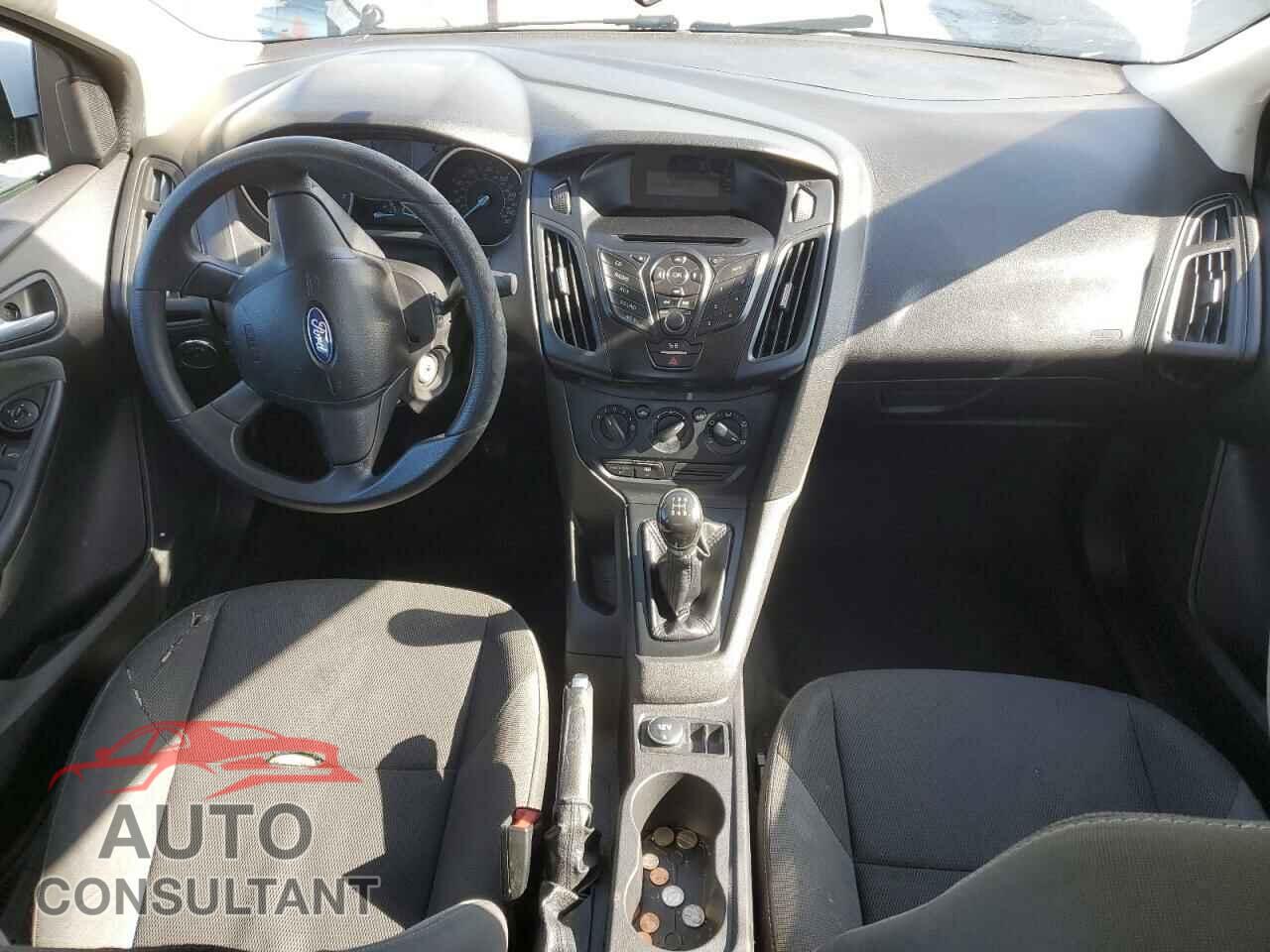 FORD FOCUS 2012 - 1FAHP3E23CL402355