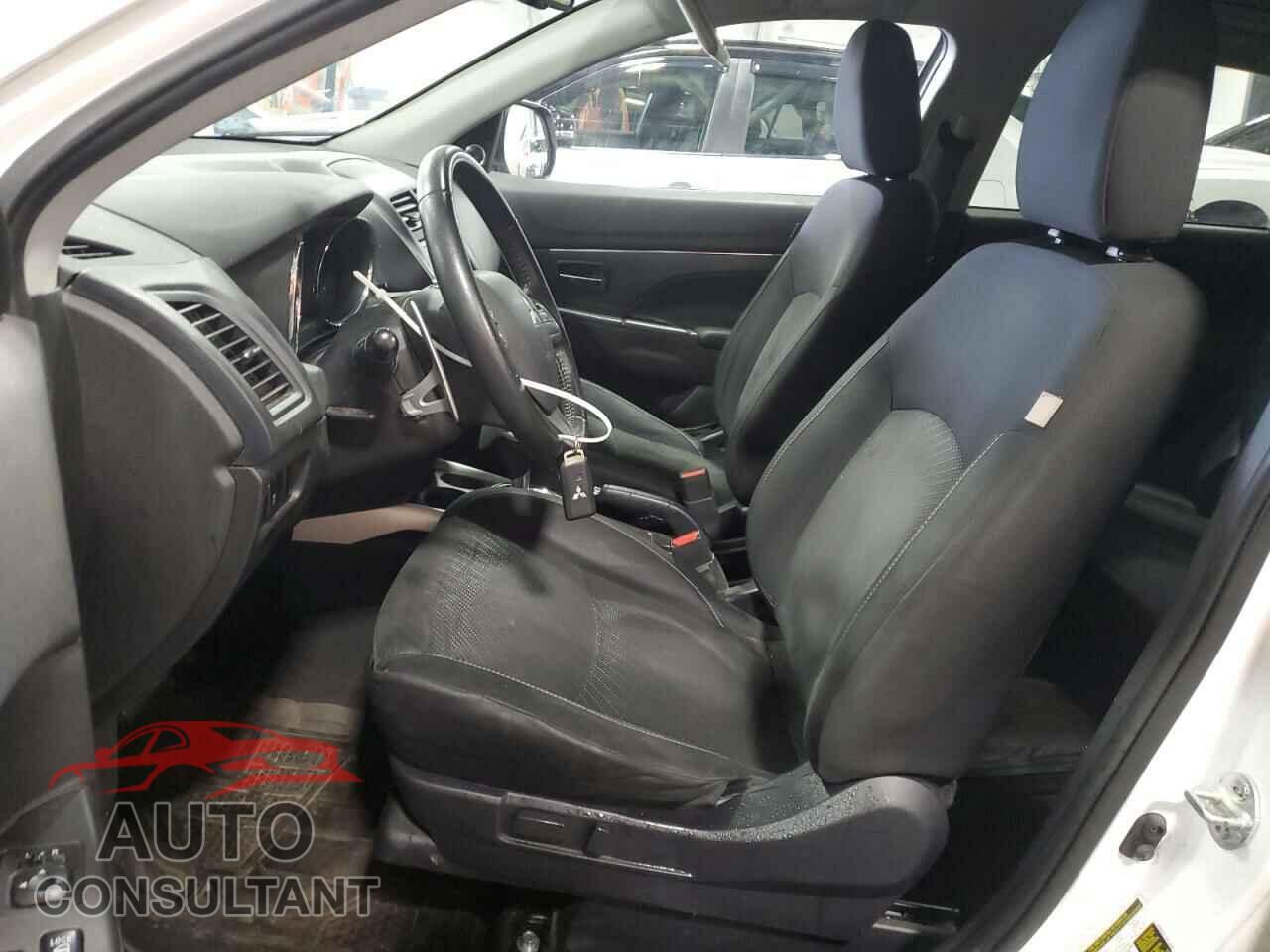 MITSUBISHI OUTLANDER 2014 - 4A4AR4AU6EE026656