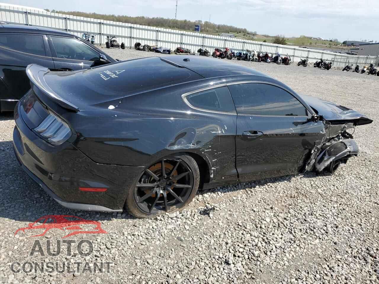 FORD MUSTANG 2019 - 1FA6P8CF7K5194106