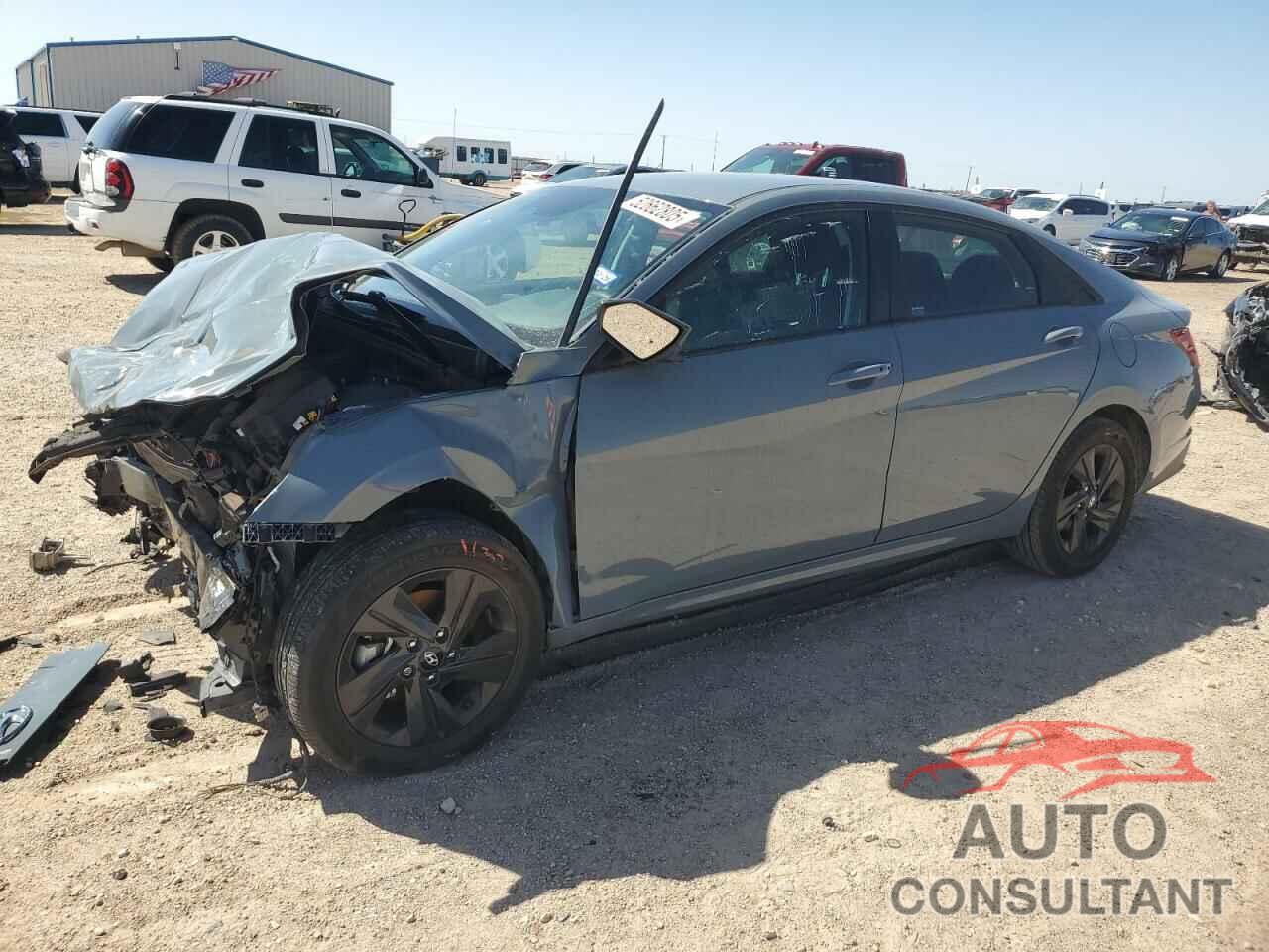 HYUNDAI ELANTRA 2022 - KMHLM4AG4NU305405