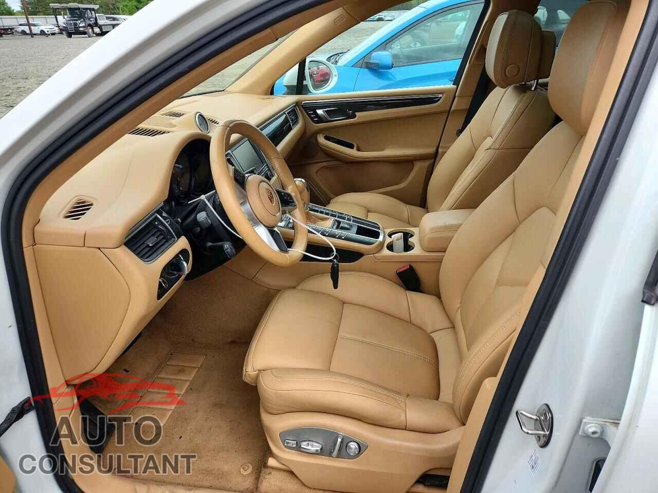 PORSCHE MACAN 2015 - WP1AB2A54FLB56147