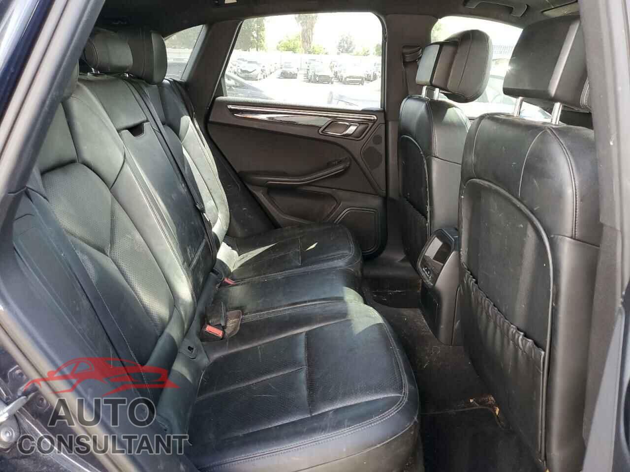 PORSCHE MACAN 2015 - WP1AB2A56FLB50592