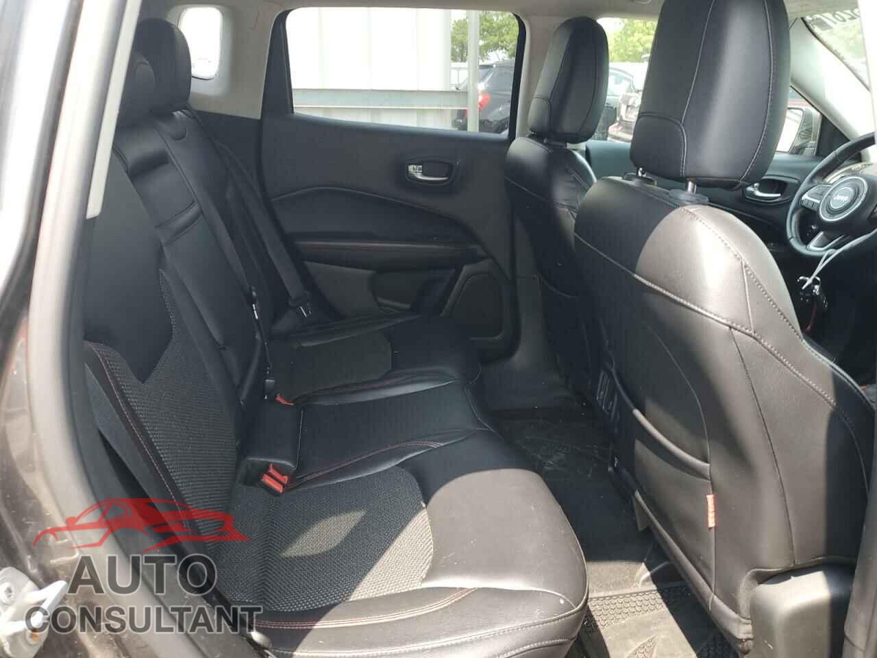 JEEP COMPASS 2017 - 3C4NJDDB9HT635805