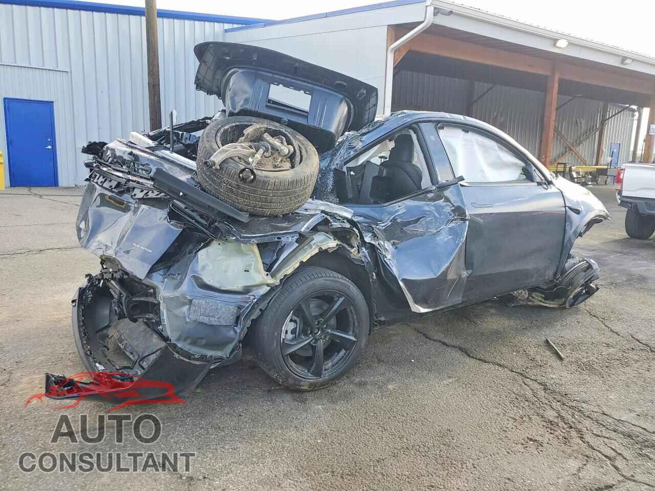 TESLA MODEL Y 2026 - 7SAYGDEE3TA623354