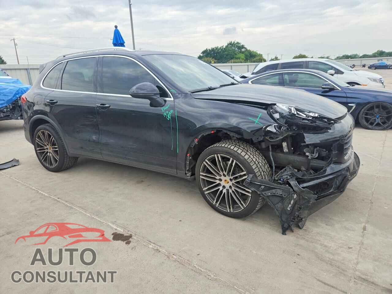 PORSCHE CAYENNE 2016 - WP1AA2A27GLA05698