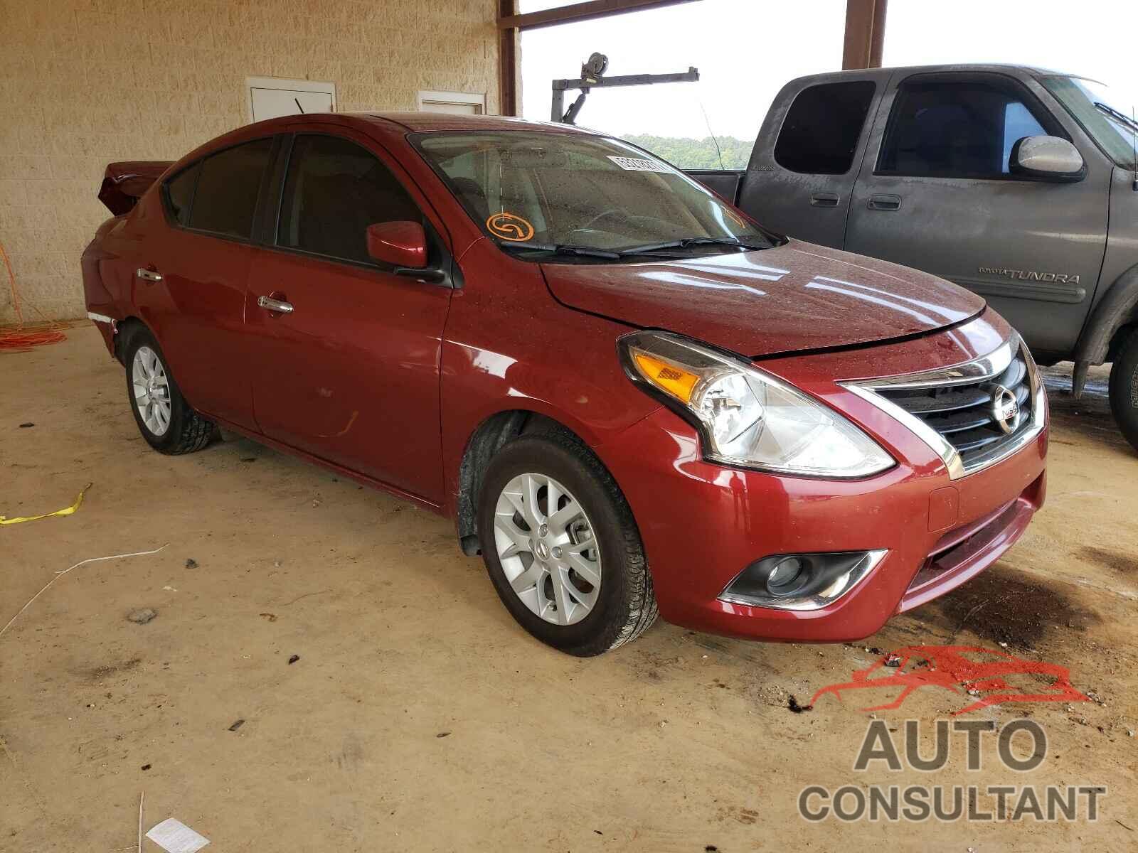 NISSAN VERSA 2019 - 3N1CN7AP4KL828919
