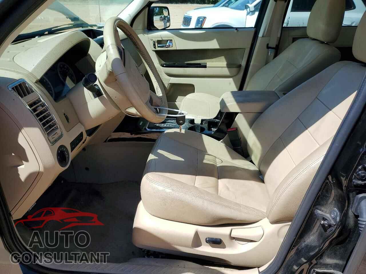 FORD ESCAPE 2010 - 1FMCU0E77AKD09456