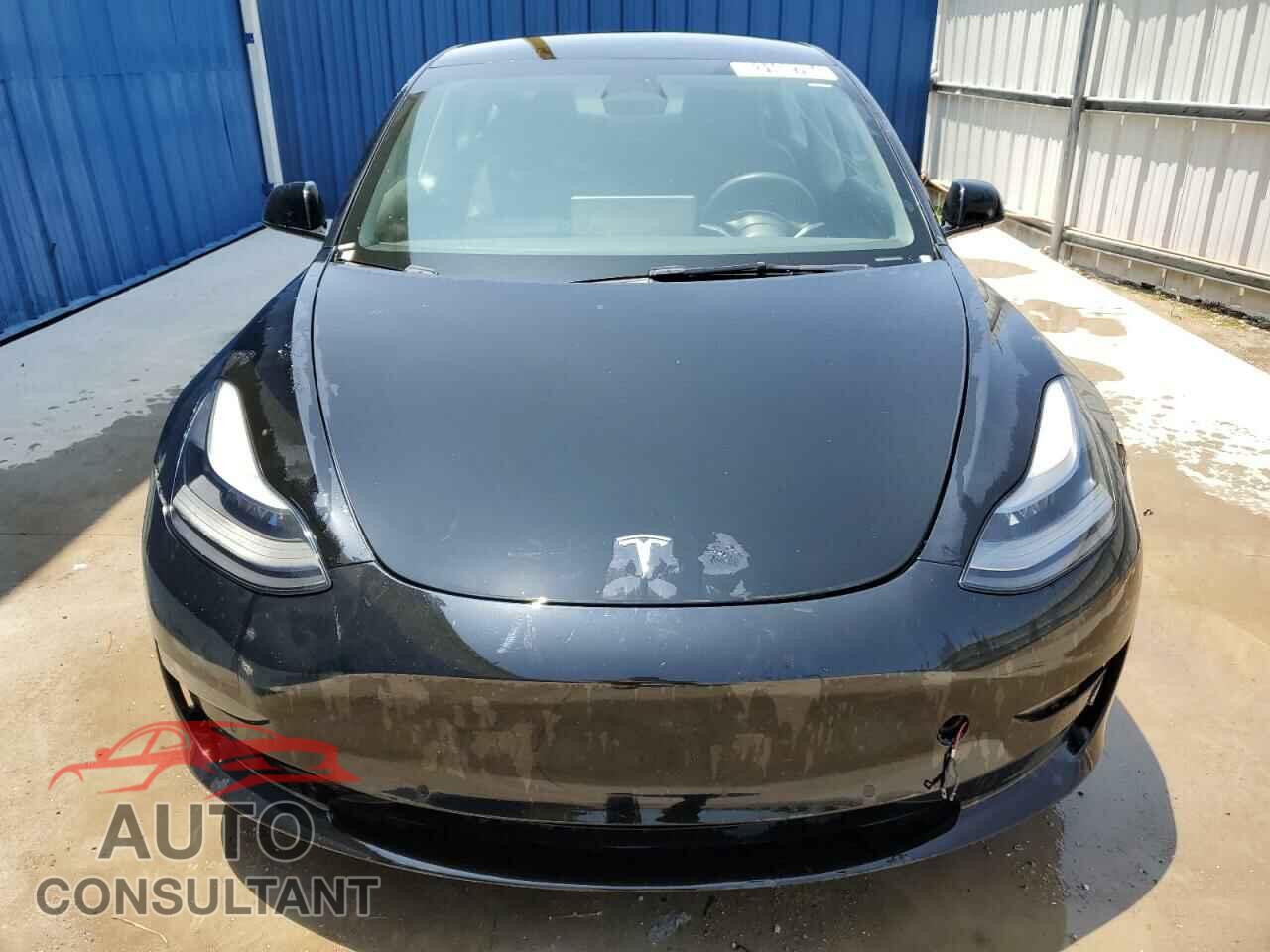 TESLA MODEL 3 2022 - 5YJ3E1EA8NF289207
