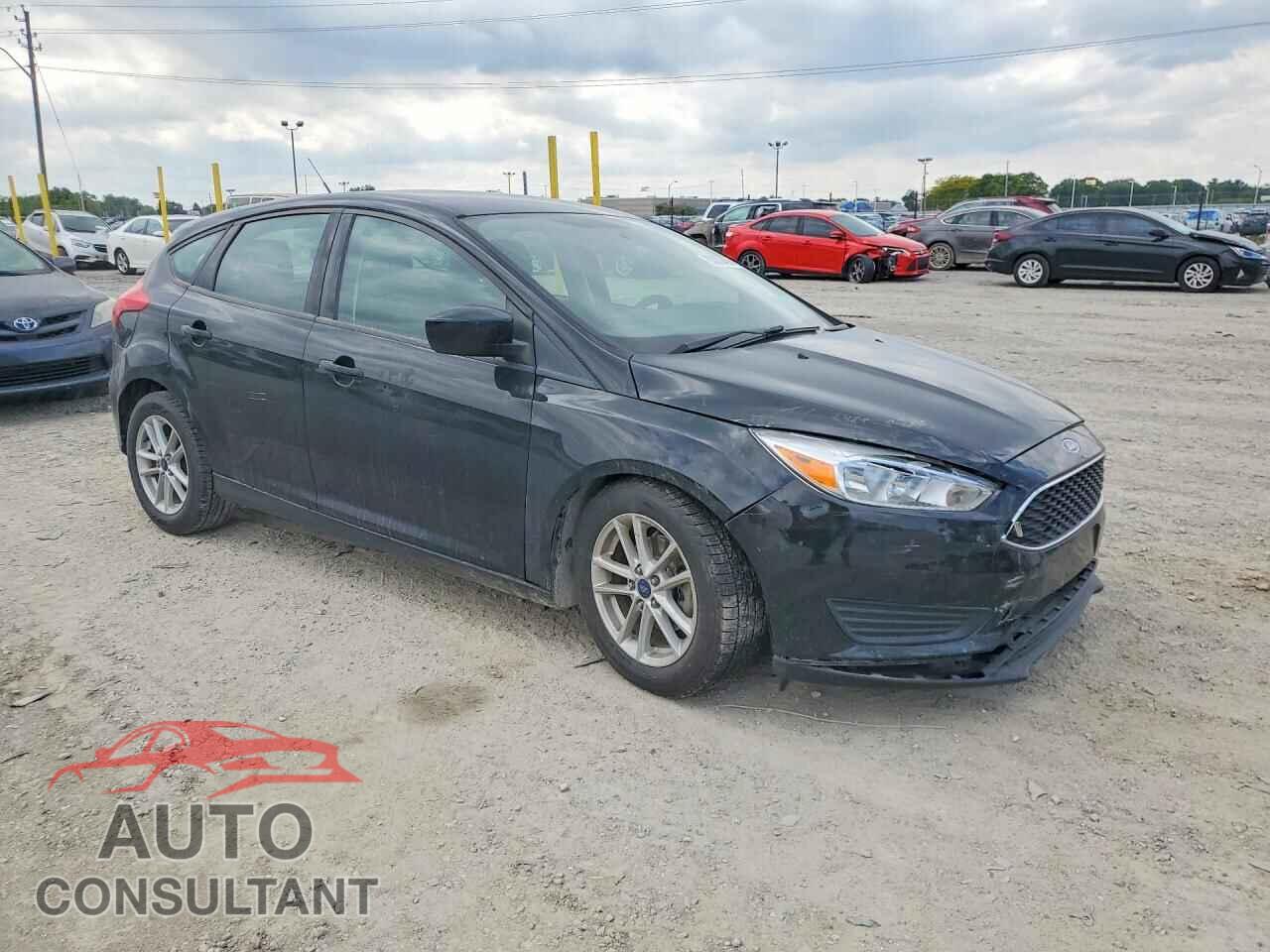 FORD FOCUS 2018 - 1FADP3K2XJL288564