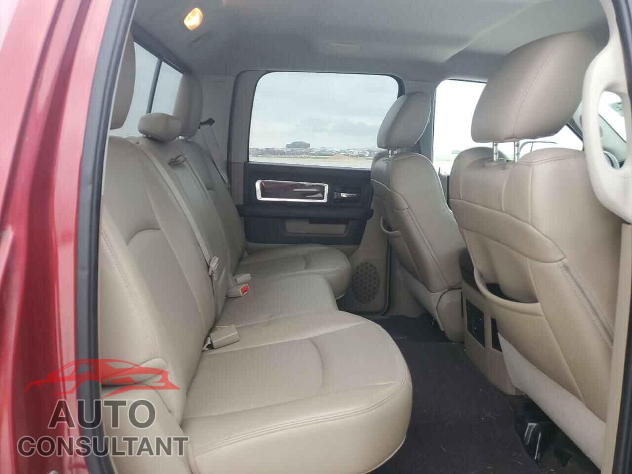 DODGE RAM 1500 2012 - 1C6RD7NT0CS341311