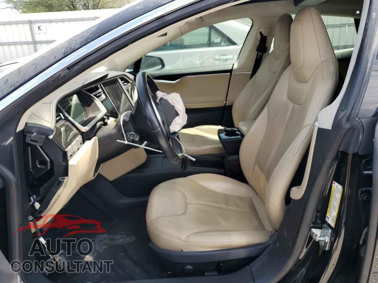 TESLA MODEL S 2013 - 5YJSA1DN5DFP07944