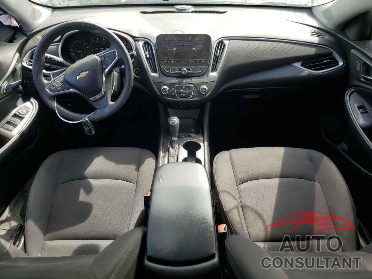 CHEVROLET MALIBU 2019 - 1G1ZB5ST1KF226319