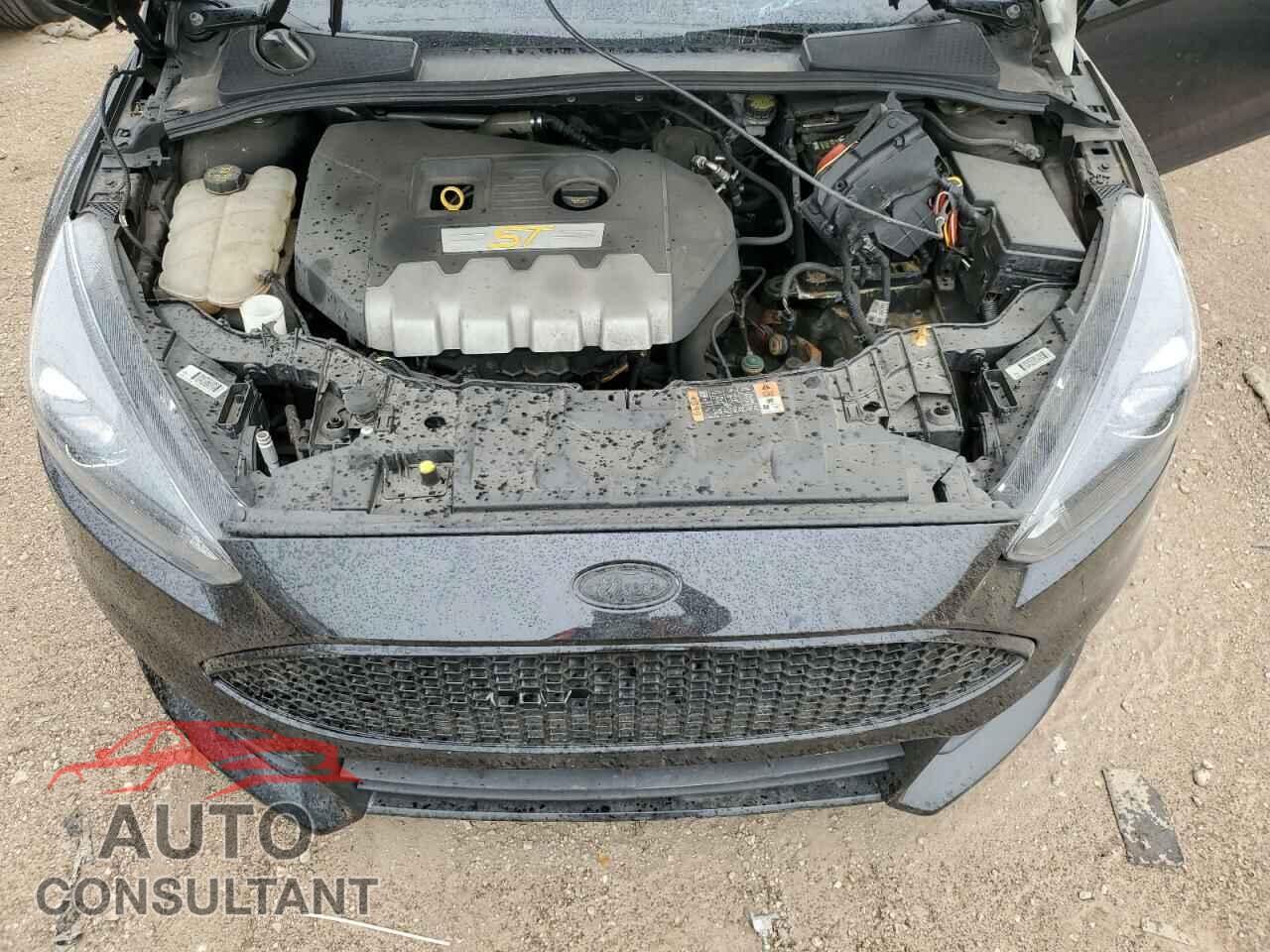 FORD FOCUS 2015 - 1FADP3L9XFL228965