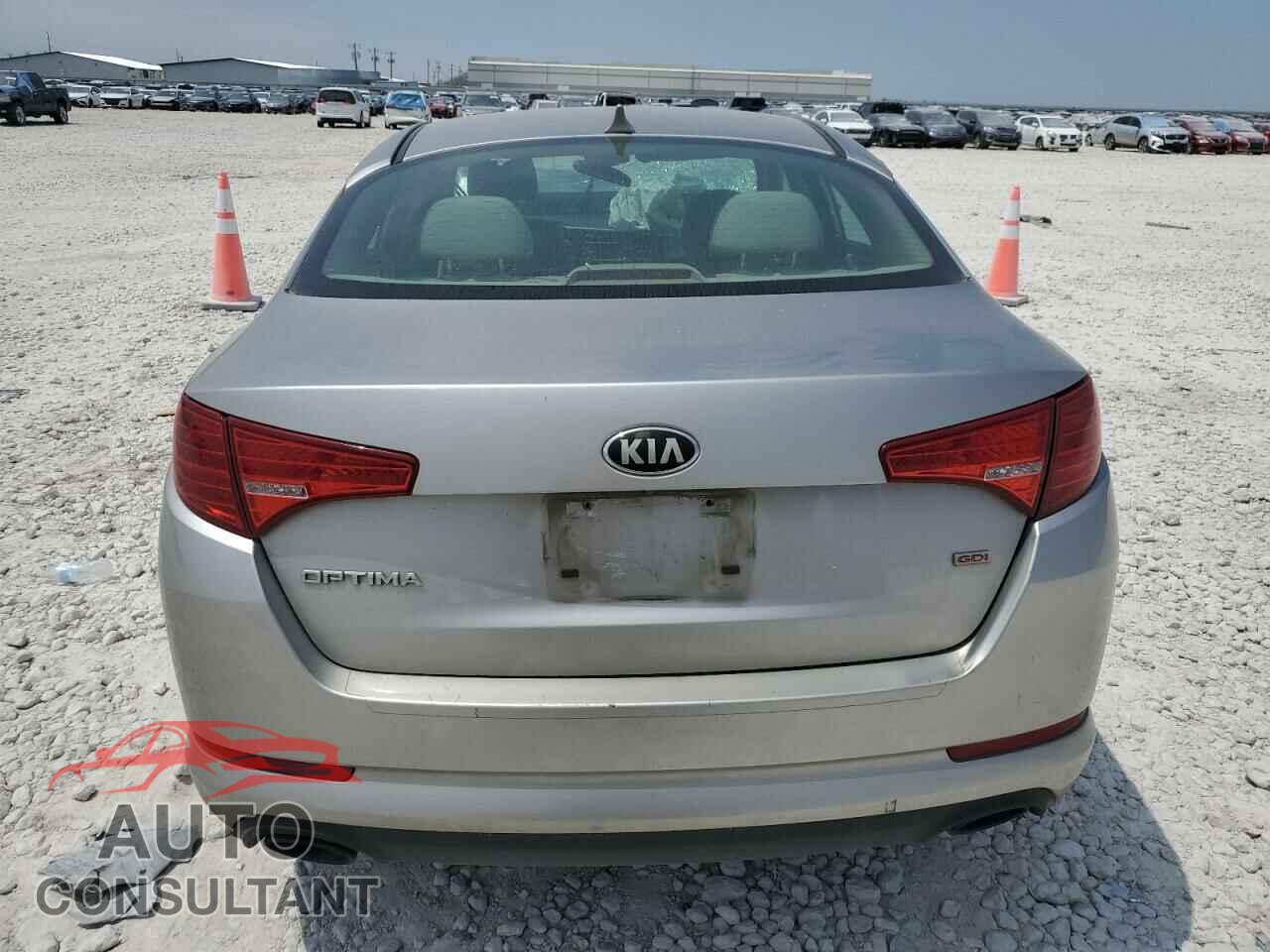 KIA OPTIMA 2013 - KNAGM4A75D5375586