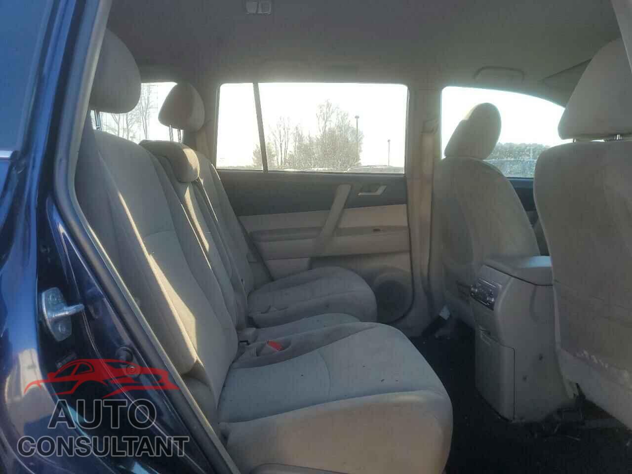TOYOTA HIGHLANDER 2011 - 5TDBK3EH3BS044979