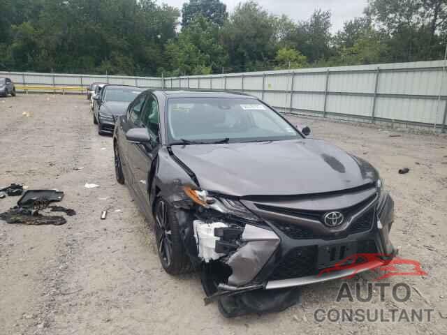 TOYOTA CAMRY 2018 - 4T1BZ1HK6JU008894