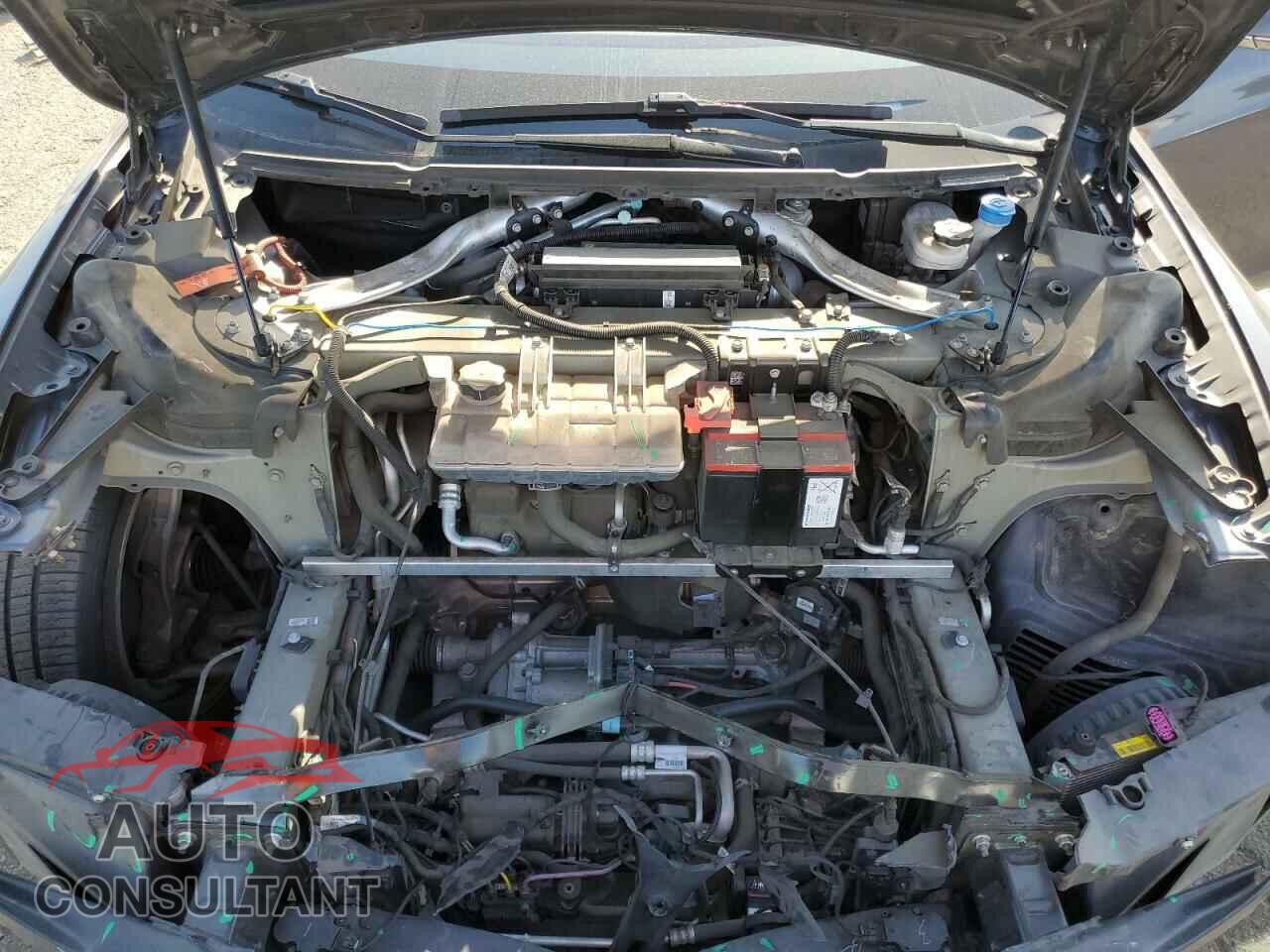 TESLA MODEL S 2018 - 5YJSA1E26JF246673