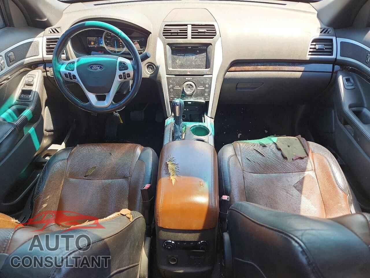 FORD EXPLORER 2011 - 1FMHK8F88BGA12914