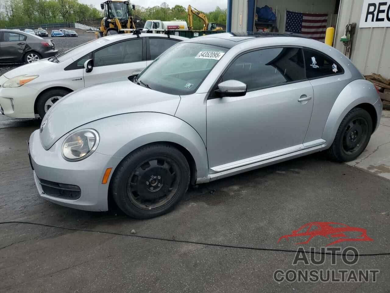VOLKSWAGEN BEETLE 2012 - 3VWJP7AT6CM643033