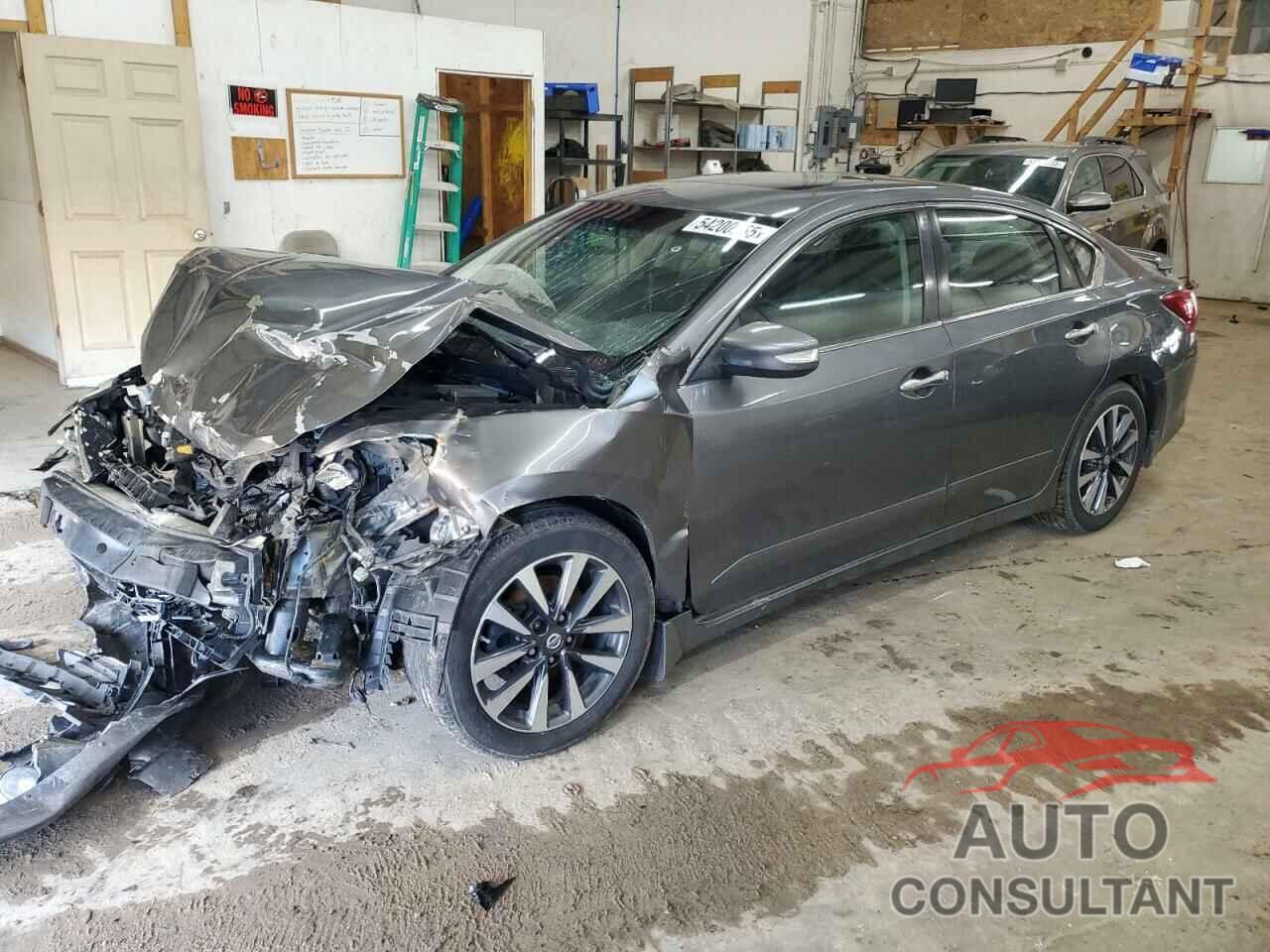 NISSAN ALTIMA 2017 - 1N4AL3AP3HC174203