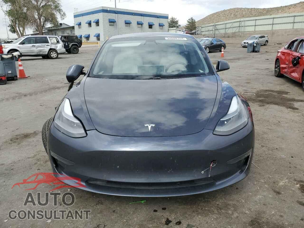 TESLA MODEL 3 2021 - 5YJ3E1EB3MF082571
