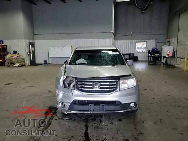 HONDA PILOT 2012 - 5FNYF4H48CB023631
