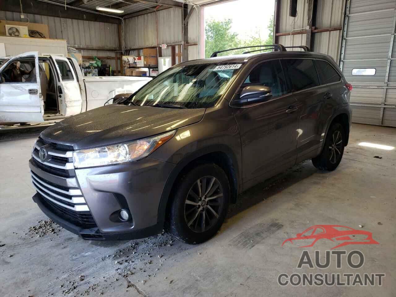 TOYOTA HIGHLANDER 2017 - 5TDJZRFH6HS428353