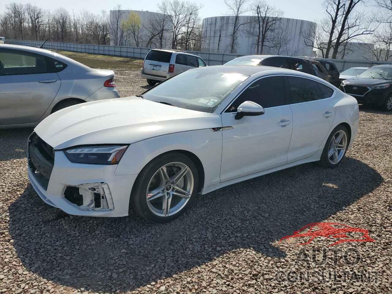 AUDI A5 2022 - WAUFACF57NA018117