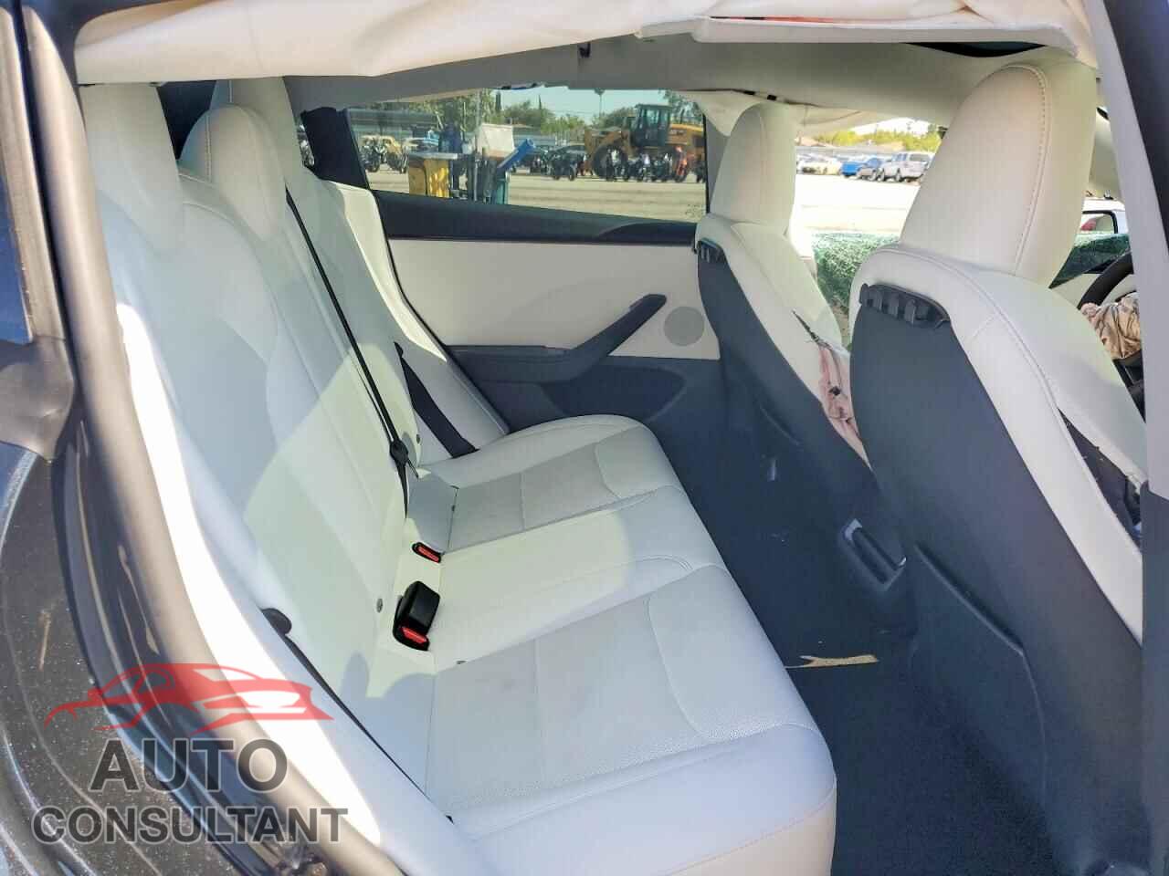 TESLA MODEL 3 2026 - 5YJ3E1EA4TF146445