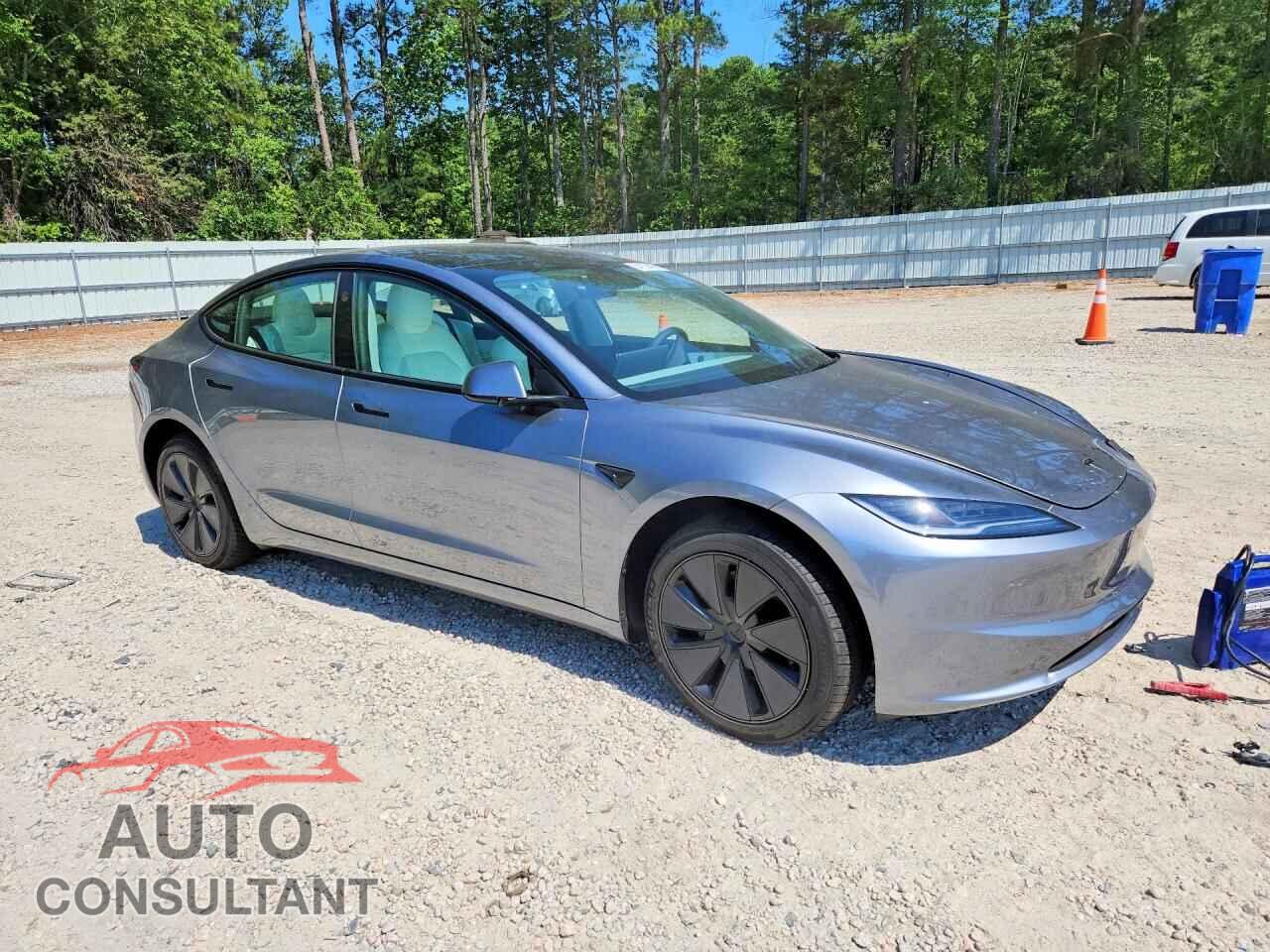 TESLA MODEL 3 2026 - 5YJ3E1EAXTF170944