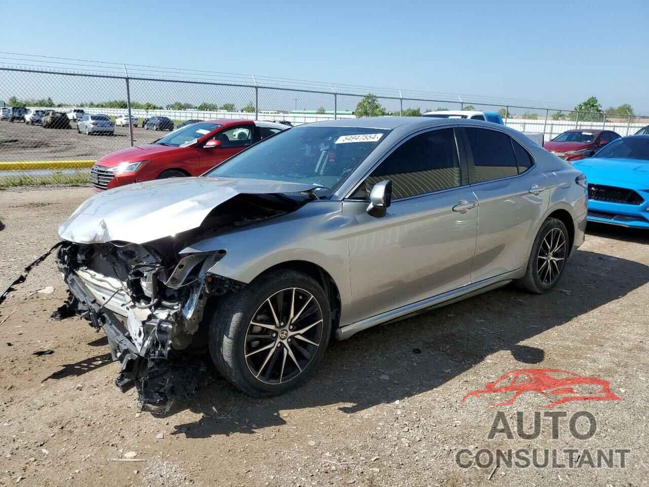 TOYOTA CAMRY 2021 - 4T1G11AK3MU581876