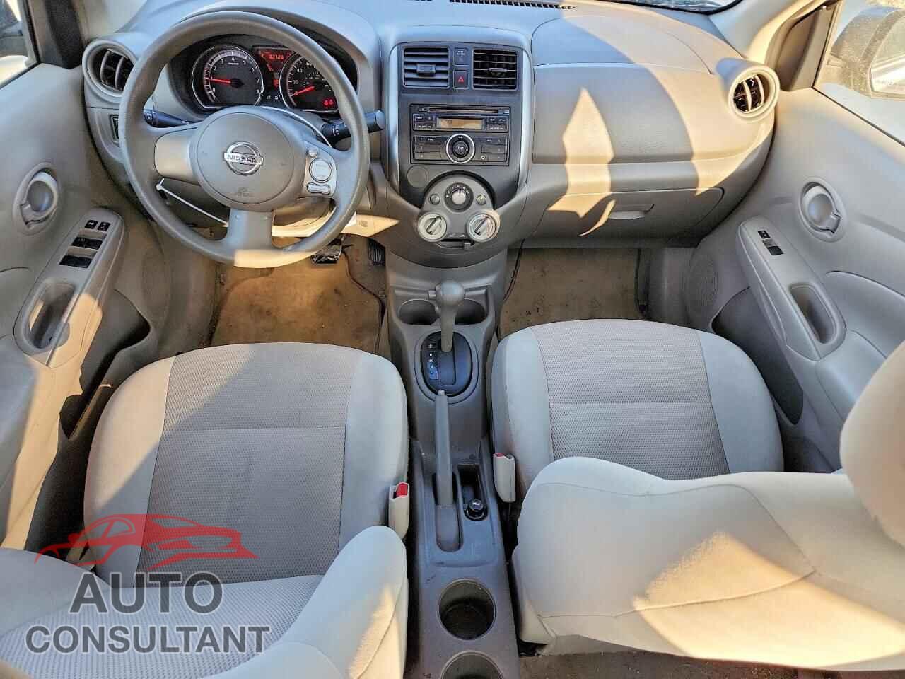 NISSAN VERSA 2012 - 3N1CN7AP2CL812185