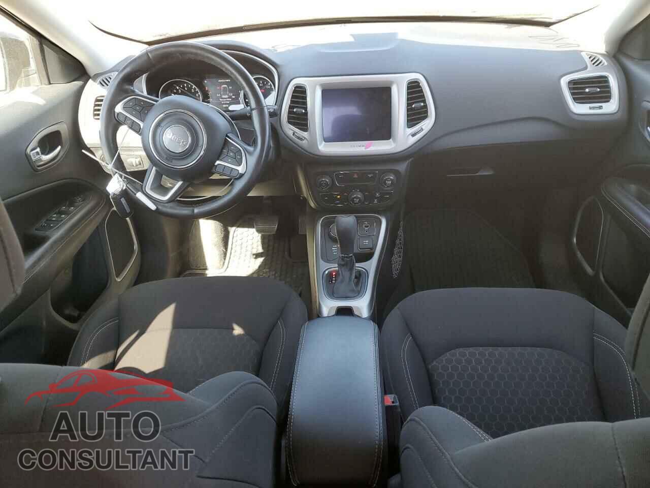 JEEP COMPASS 2020 - 3C4NJDABXLT203849