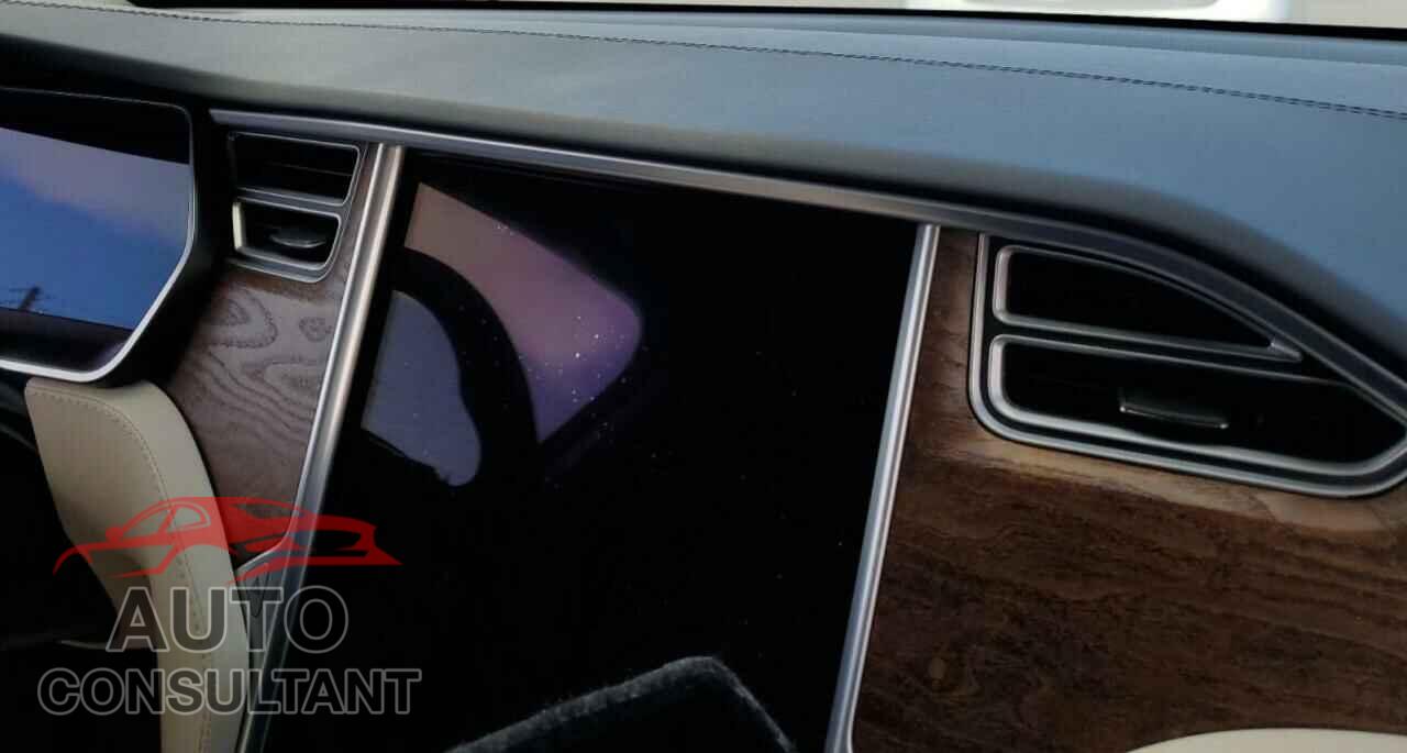 TESLA MODEL X 2018 - 5YJXCDE20JF089580