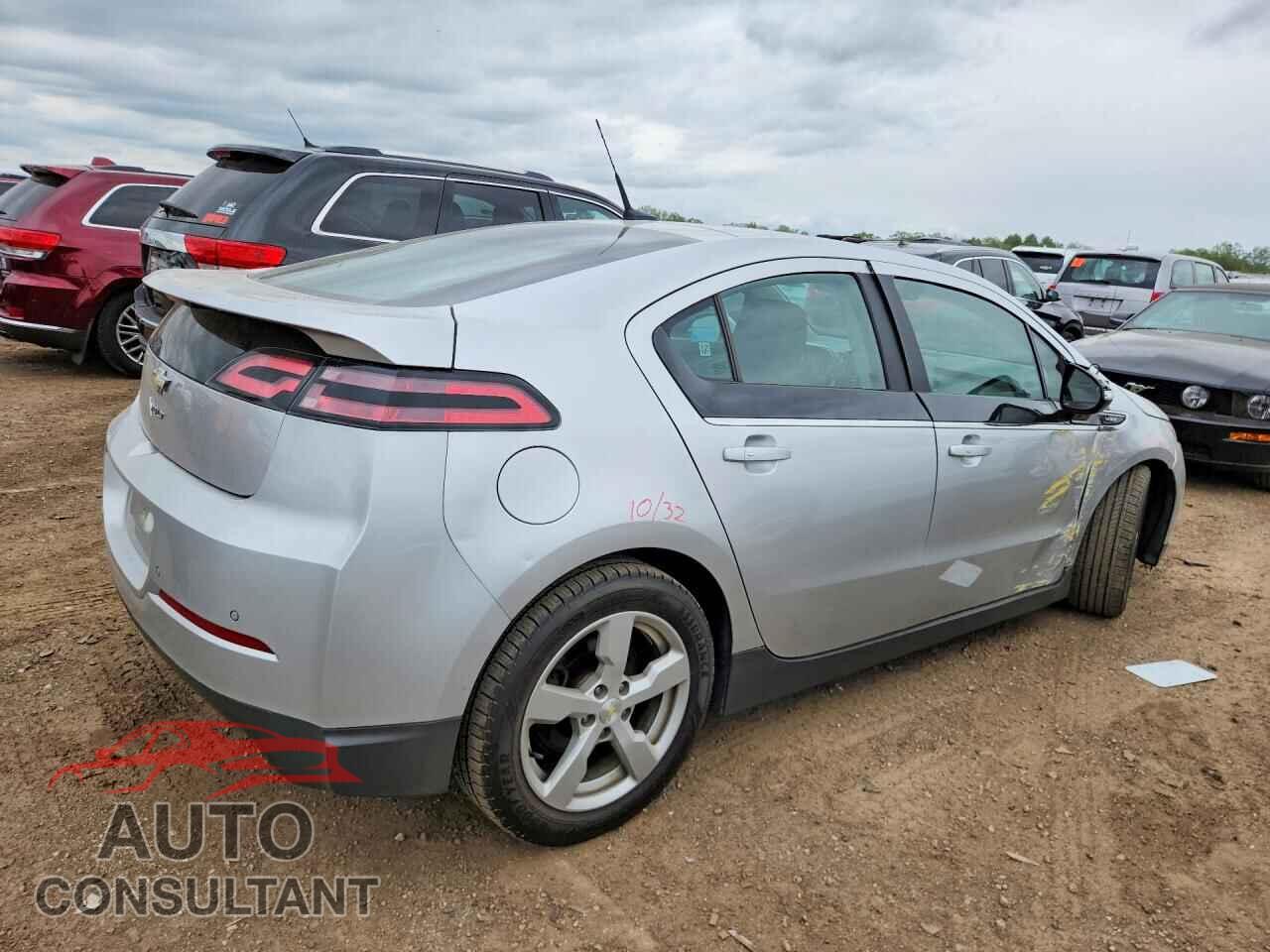 CHEVROLET VOLT 2013 - 1G1RD6E46DU113033
