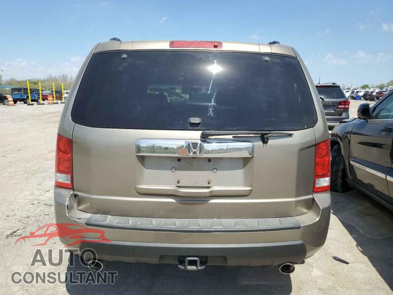 HONDA PILOT 2011 - 5FNYF3H51BB036593