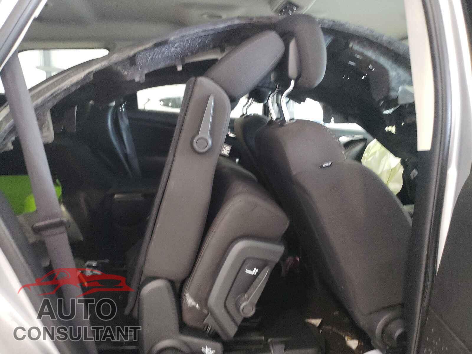 DODGE JOURNEY 2017 - 3C4PDCAB0HT557218