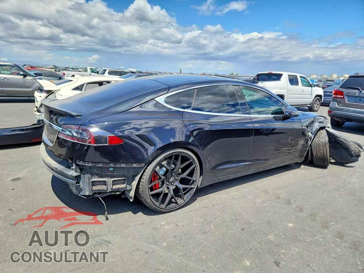 TESLA MODEL S 2018 - 5YJSA1E48JF259796