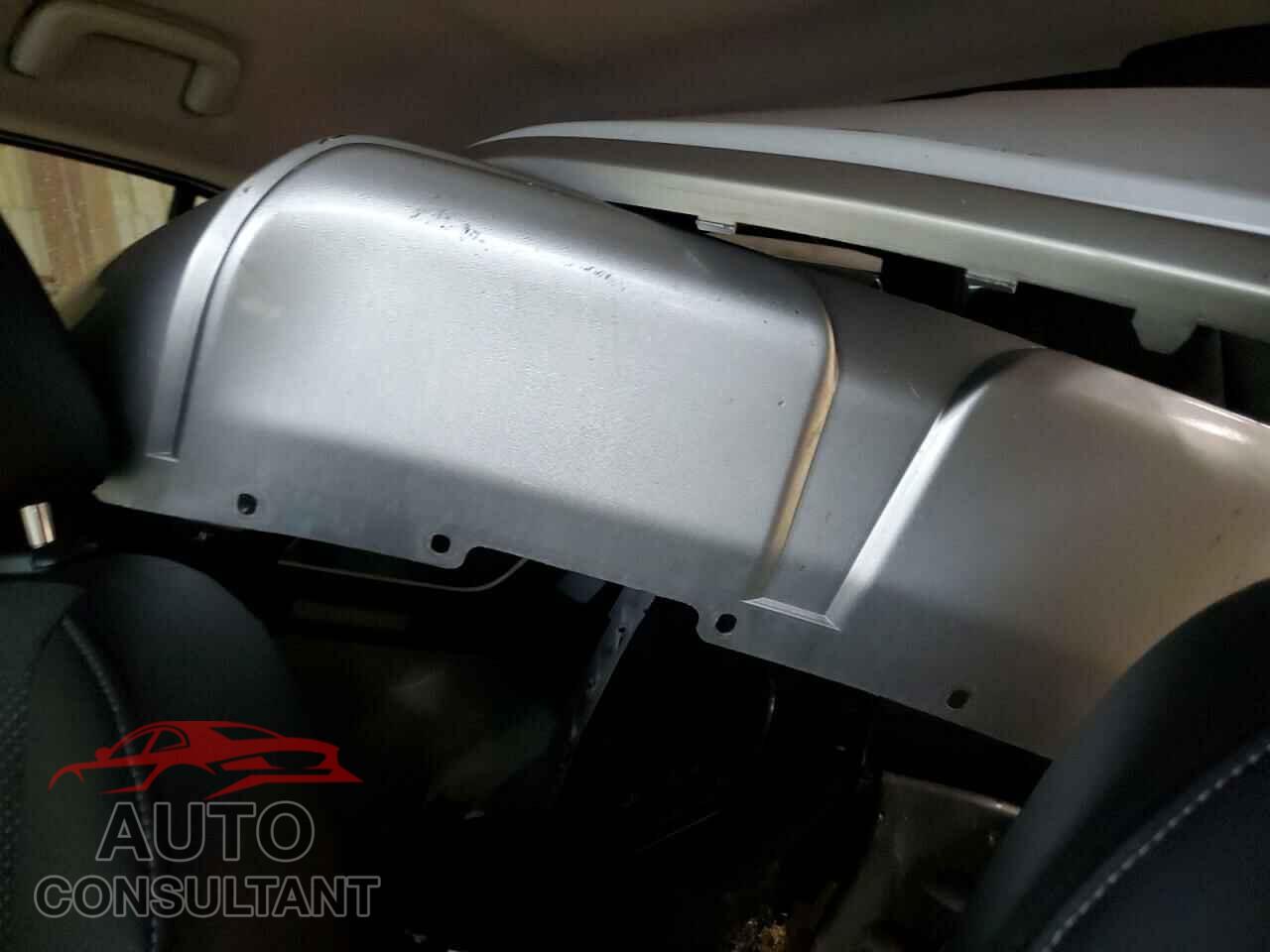MITSUBISHI ECLIPSE 2024 - JA4ATWAA5RZ004781