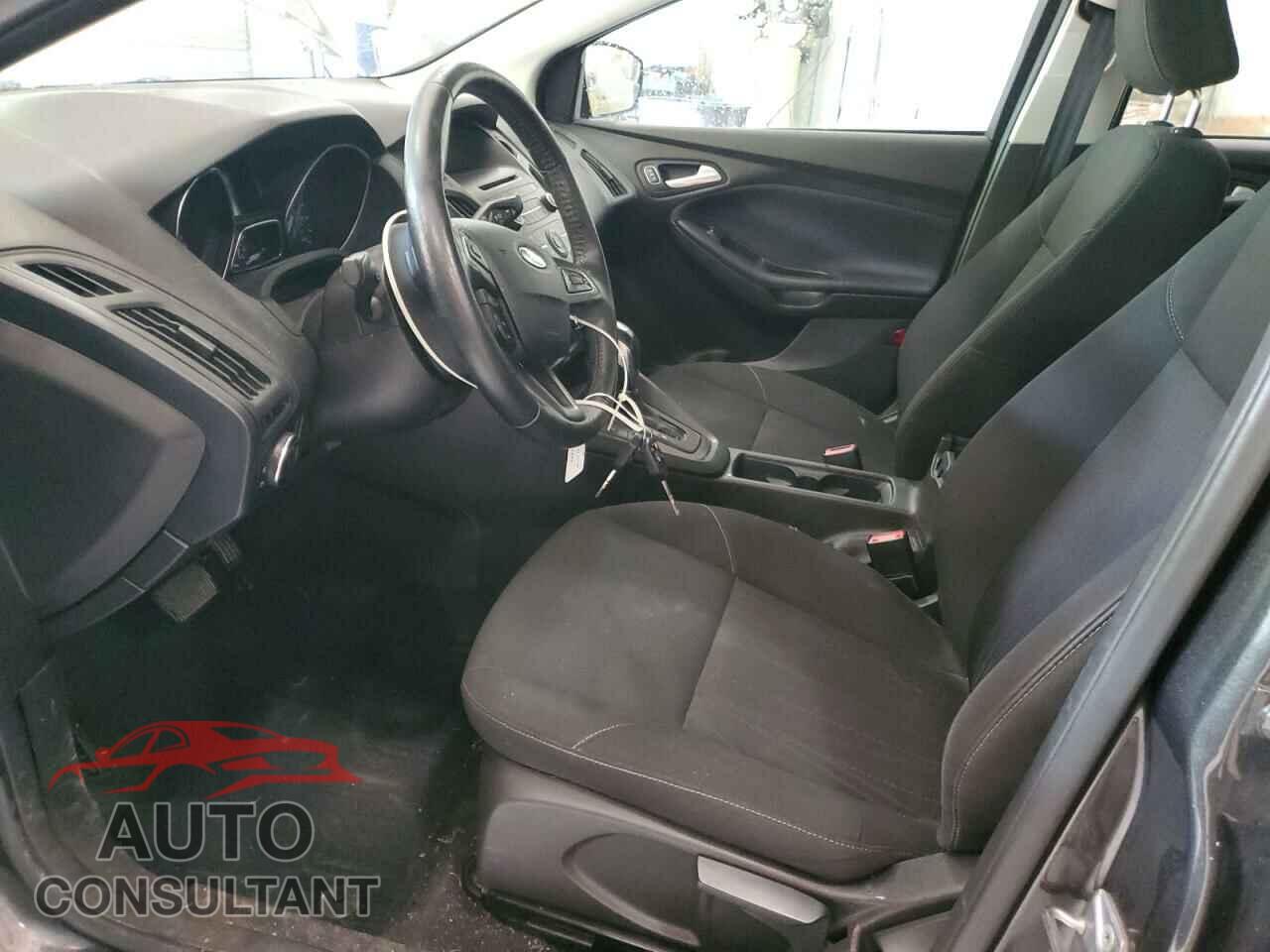 FORD FOCUS 2015 - 1FADP3F21FL373889