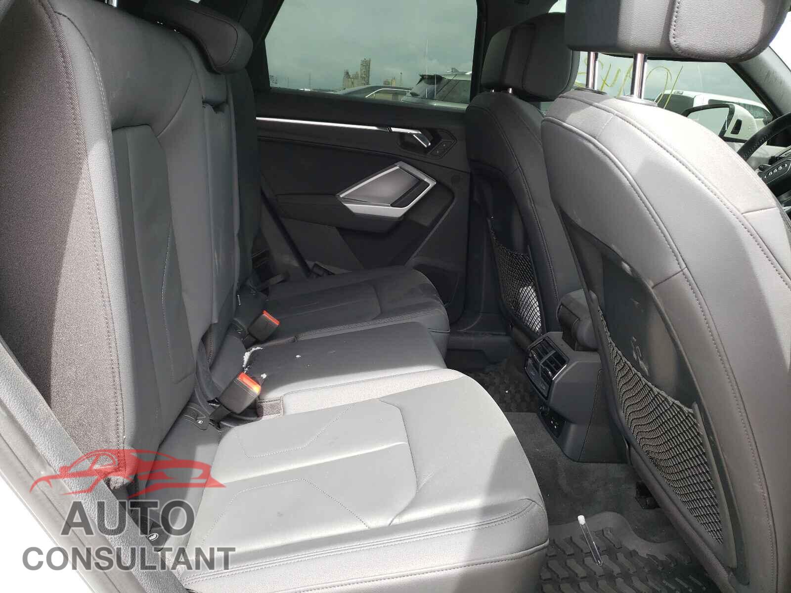 AUDI Q3 2020 - WA1EECF3XL1104658