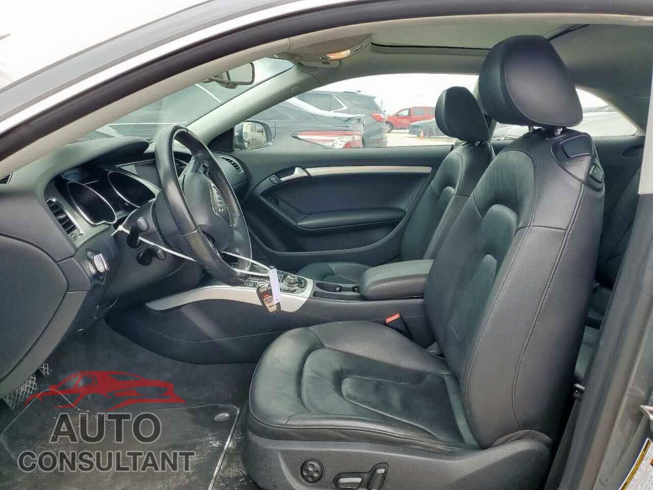 AUDI A5 2012 - WAULFAFR6CA030932