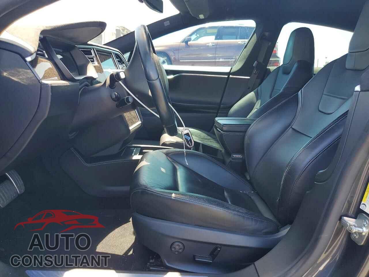 TESLA MODEL S 2016 - 5YJSA1E1XGF147080