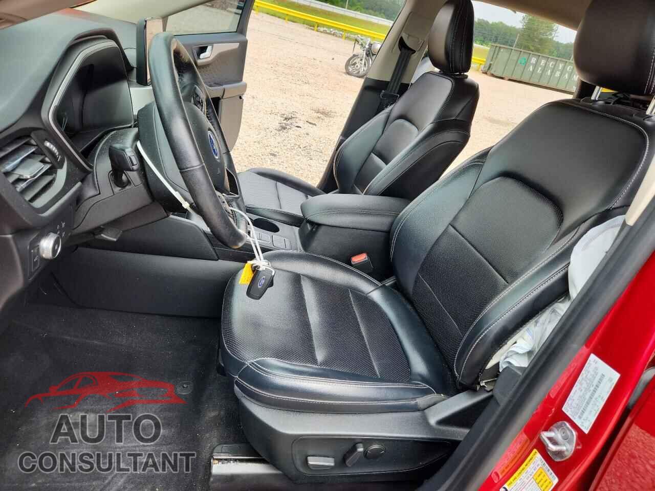 FORD ESCAPE 2020 - 1FMCU0H63LUA13702