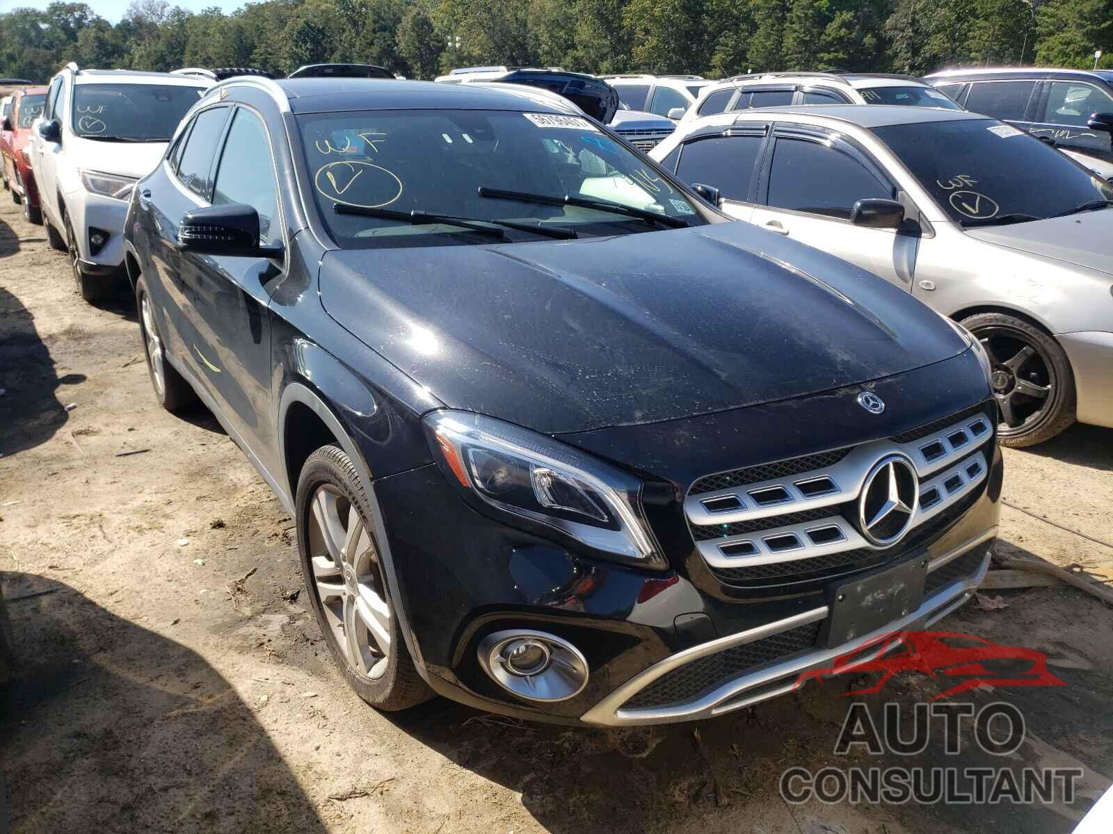 MERCEDES-BENZ GLA-CLASS 2019 - WDCTG4GB0KJ552838