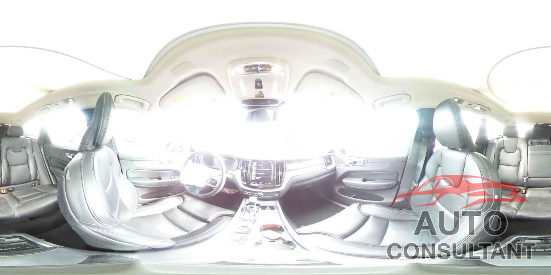 VOLVO XC60 2021 - YV4102RL2M1823863