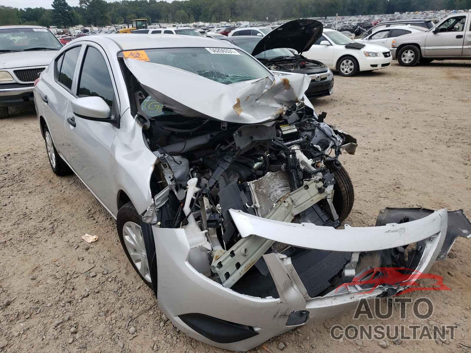 NISSAN VERSA 2019 - 3N1CN7AP1KL832507