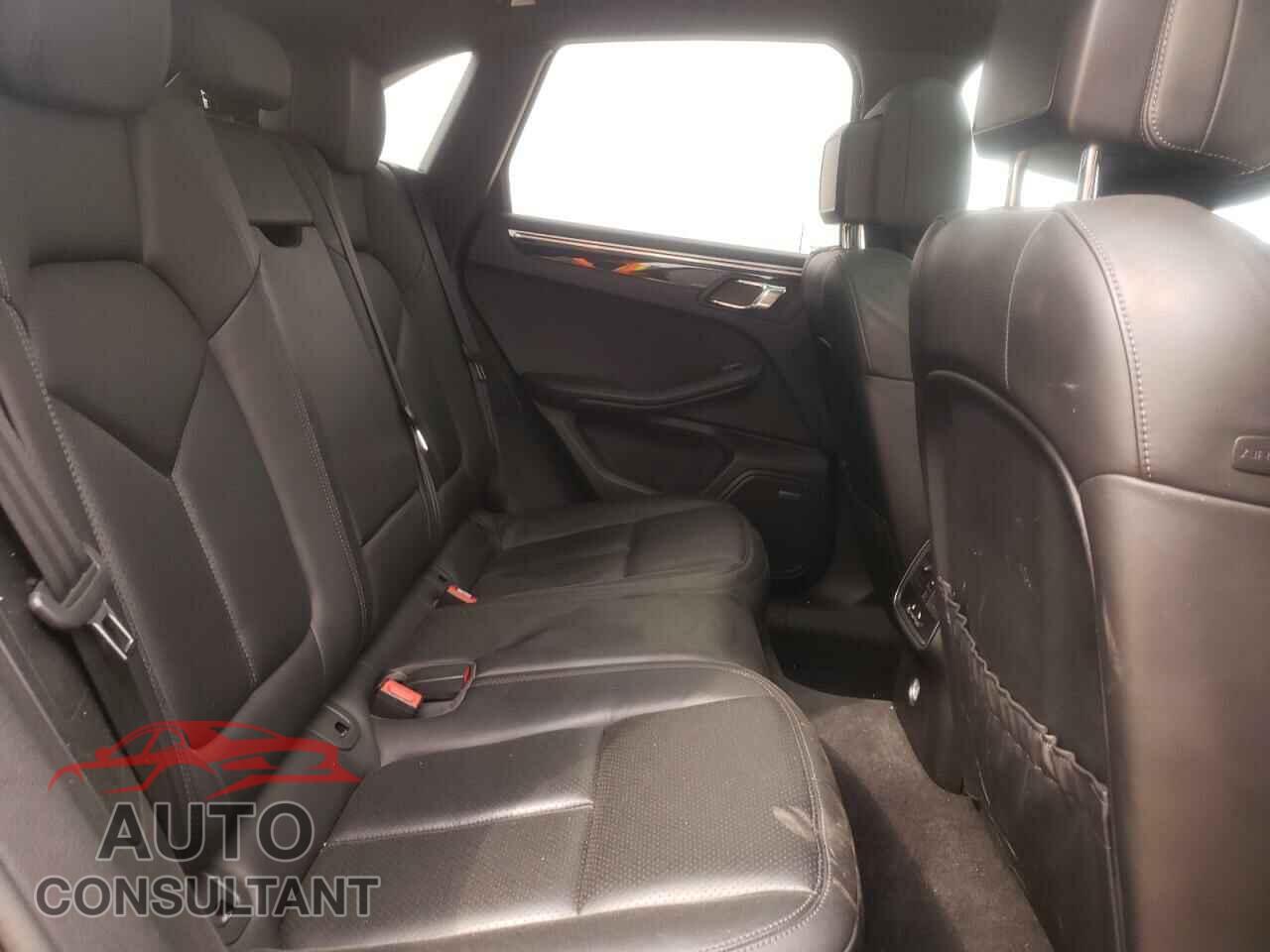 PORSCHE MACAN 2016 - WP1AB2A58GLB45587