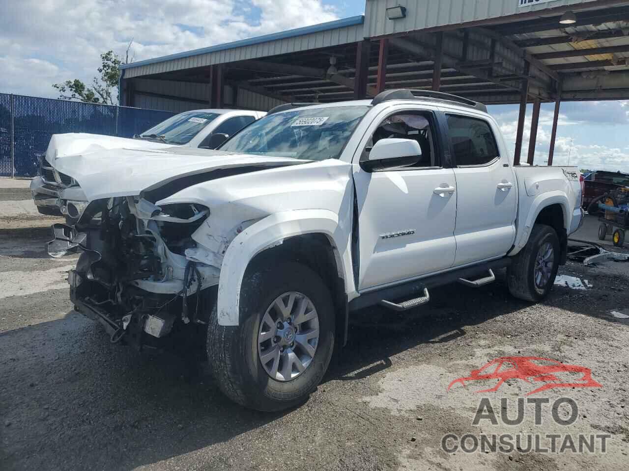 TOYOTA TACOMA 2018 - 5TFAZ5CN0JX070041