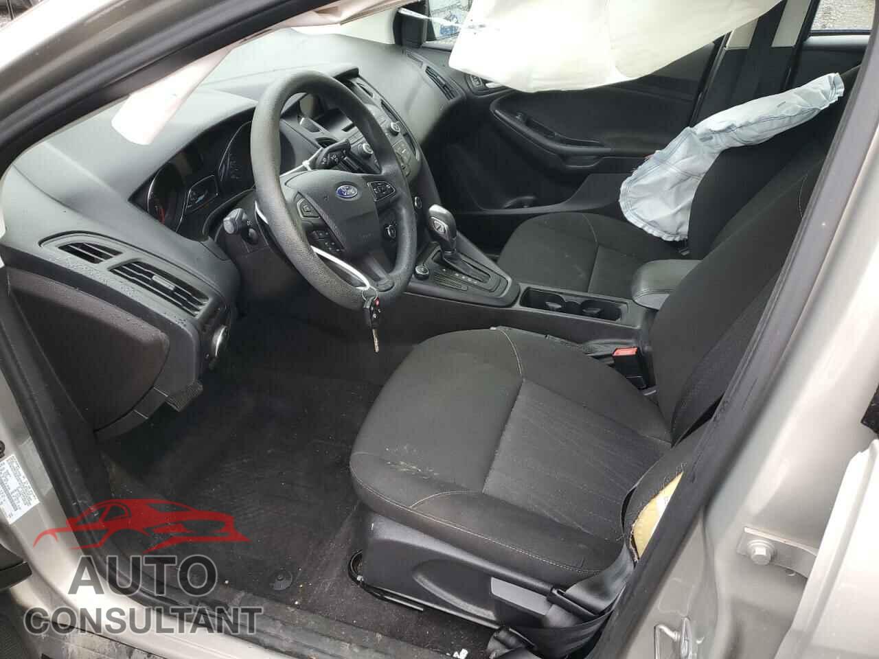 FORD FOCUS 2016 - 1FADP3F25GL330769